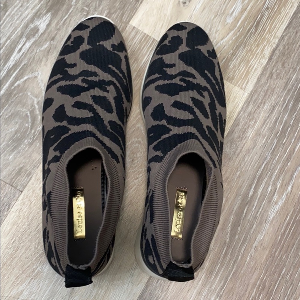 Vince Camuto size 6